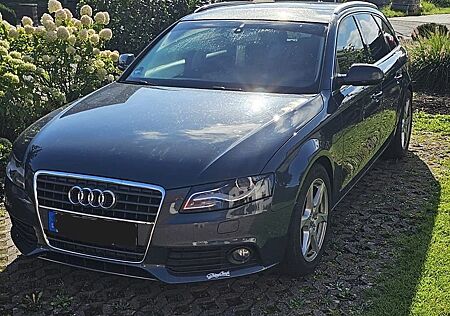 Audi A4 2.0 TDI (DPF) multitr. Ambition Avant Amb...