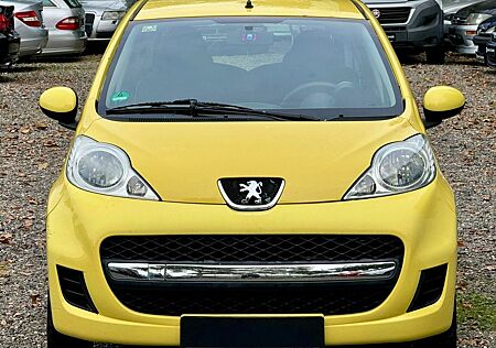 Peugeot 107 Petit Filou 70 MIT TÜV