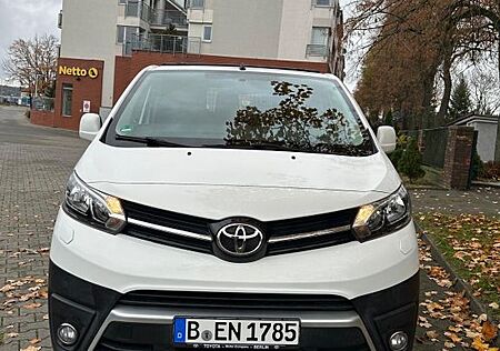 Toyota Pro Ace Proace. 1.Hd, 117 PS Diesel Unfallfrei