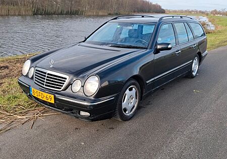 Mercedes-Benz E 320 T AVANTGARDE Avantgarde LPG/Benzin