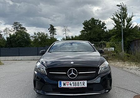 Mercedes-Benz A 160 AMG Line AMG Line