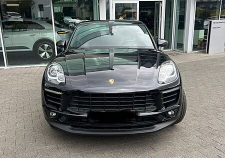 Porsche Macan - Approved