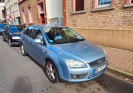 Ford Focus (116 PS), 4/5 Türen 1,6 Ti-VCT Titanium