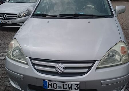 Suzuki Liana