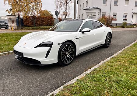 Porsche Taycan , Performancebatterie+, Panorama, Leder,..