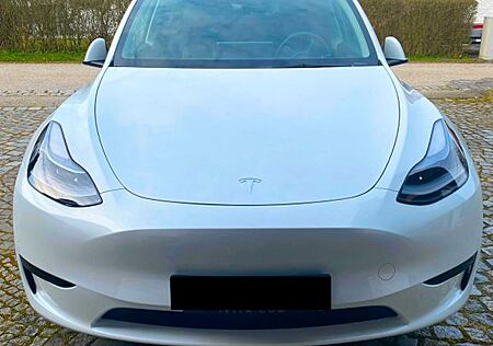 Tesla Model Y Hinterradantrieb RWD RWD