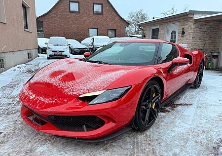 Ferrari 296 GTB LIFT+JBL+LED CARBONLENKRAD+SERVICE NEU