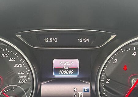 Mercedes-Benz GLA 200 d 4MATIC DCT -