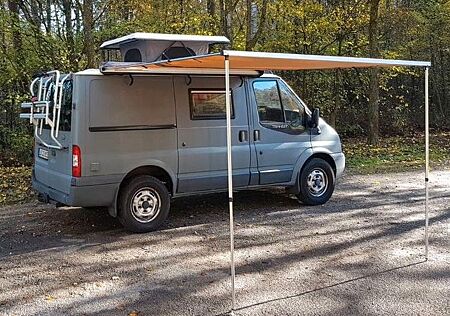 Ford Transit Camper-Van Professioneller Innenausbau