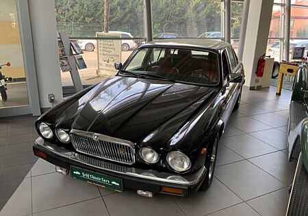 Jaguar XJ6