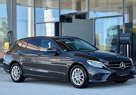 Mercedes-Benz C 200 C 200CDi Avantgarde LED*AHK*RFK*CARPL*NAVI*