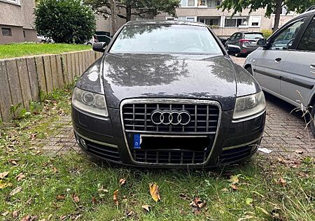 Audi A6 2.4 multitronic -