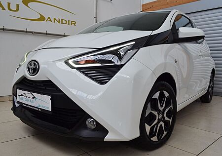 Toyota Aygo (X) -play Team D Autom. ~Apple CarPlay~Cam~MFL