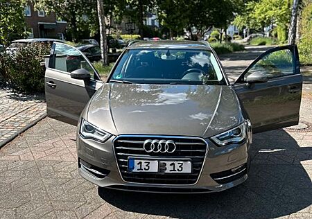 Audi A3 1.4 TFSI Attraction Sportback Attraction