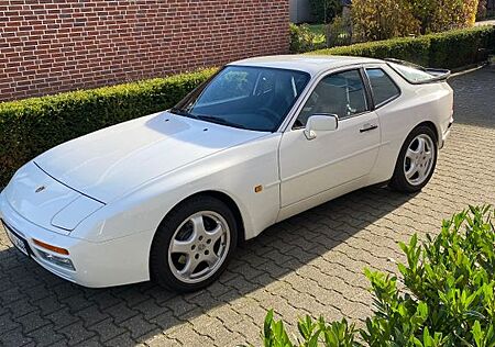 Porsche 944 / S2 Targa