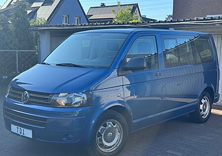 VW T5 Multivan Volkswagen 2.0 TDI 103KW/140PS KLIMAANLAGE AHK