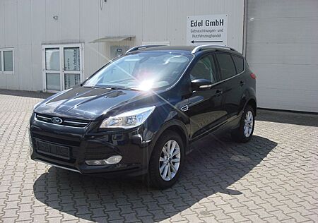 Ford Kuga 2.0 TDCi 2x4 Titanium*1.Hand*AHK*Navi*SHZ*