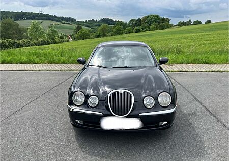 Jaguar S-Type 2.5 L V6 Executive Executive