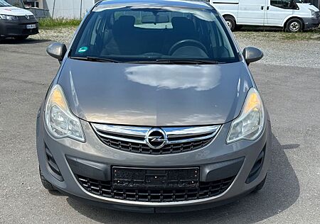 Opel Corsa D Satellite