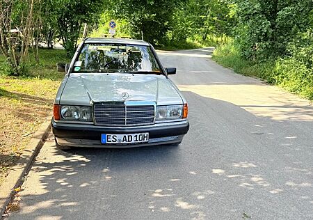 Mercedes-Benz 190