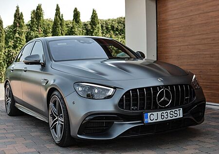 Mercedes-Benz E 63 AMG Mercedes-AMG E 63 S 4MATIC+ Autom. ...
