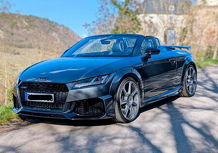 Audi TT RS 2.5 TFSI S tronic quattro Roadster -