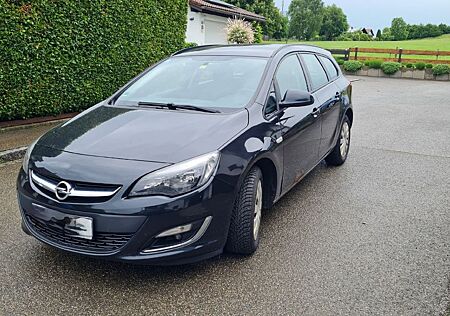 Opel Astra Sports T. 1.7 CDTI