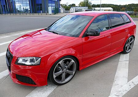 Audi RS3 2.5TFSI S tronic quattro Sportback NAVI