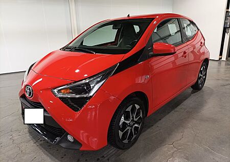 Toyota Aygo (X) Mod 2021 1Hand PDC Kamera Alu Klima