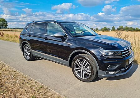 VW Tiguan Allspace Volkswagen 2.0 TDI SCR DSG 4MOTION Comf...