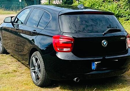BMW 116i Sport Line Sport Line