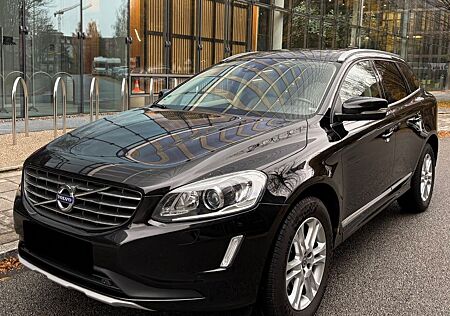 Volvo XC 60 Summum Automatik*Leder*Navi*Panorama*
