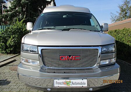 GMC Savana*Explorer-Limited Umbau*20" Räder