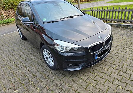 BMW 2er 220 Aktiv Tourer 220d xDrive Steptronic -