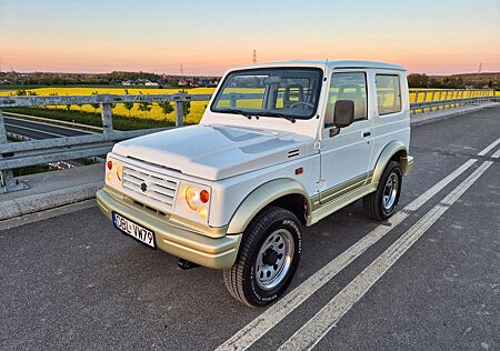 Suzuki SJ Samurai 2001 diesel 1.9 VIE NEU! Erste Lack!