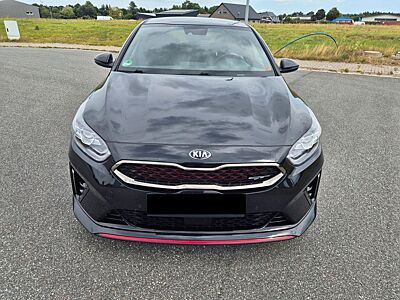 Kia Ceed 1.6 T-GDI GT DSG ACC LED  SOUND Garantie
