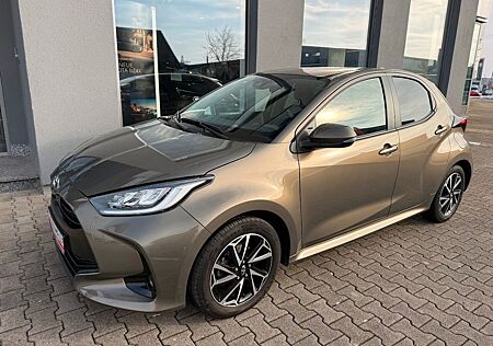 Toyota Yaris 1.5l VVT-i Comfort Style Tech*SHZ,Kamera*