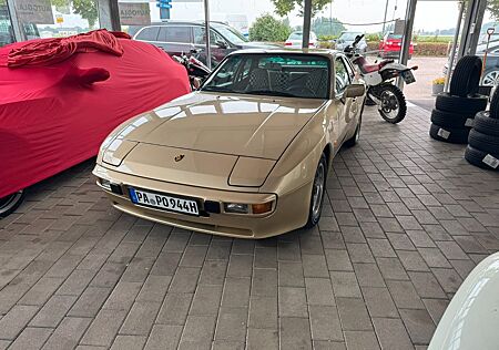 Porsche 944 Coupe*Neue Motor*Komp.Renov*