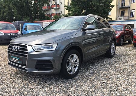 Audi Q3 sport quattro,Xenon,Navi,Euro 6 scheckheft.