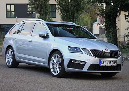 Skoda Octavia RS, P-SHD, ACC, AHK, DAB, R-CAM. STDHZG