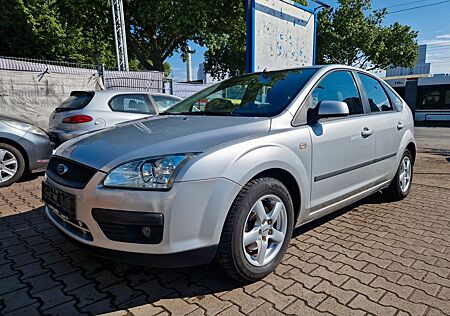 Ford Focus 1.6 KLIMAAUT.-1.HAND