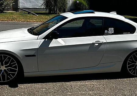BMW 335 gebraucht kaufen BMW 335is E92 LCI
