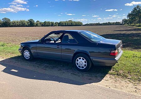 Mercedes-Benz CE 320 gebraucht kaufen Mercedes-Benz CE 320 E 320 Coupe, H-Kennzeichen