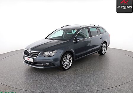 Skoda Superb Combi 2.0 TDI MEMORY SPORTSITZE,LEDER,1HD