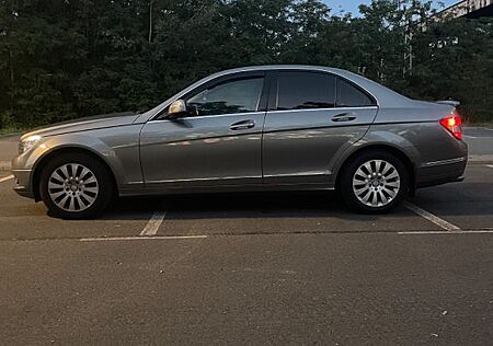 Mercedes-Benz C 200 KOMPRESSOR, TÜV 07/27 + Großer Service Neu