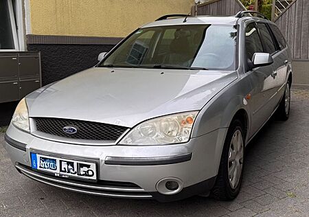 Ford Mondeo Ghia *Zuverlässiges Baustellenfahrzeug*