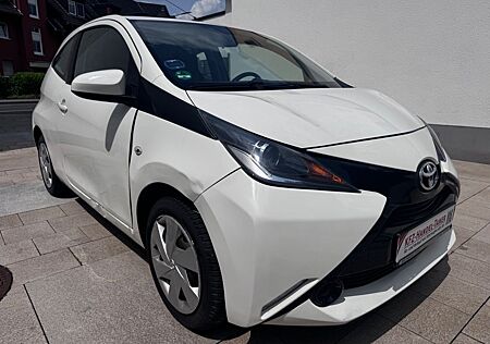 Toyota Aygo (X) Aygo -play