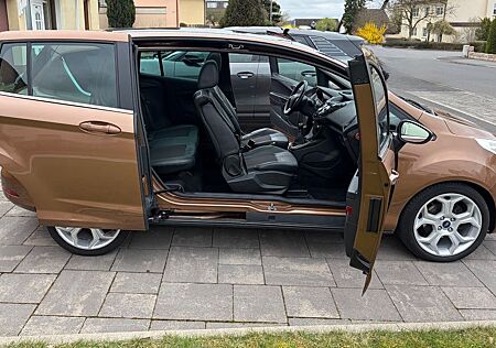 Ford B-Max Titanium 120 PS 8-fach bereift
