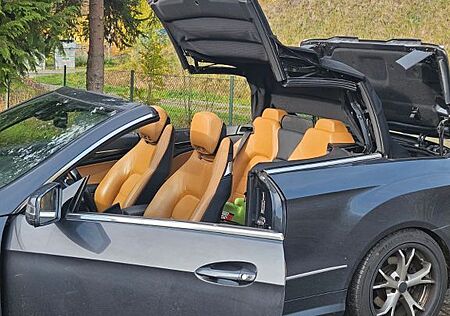 Mercedes-Benz E 350 gebraucht kaufen Mercedes-Benz E 350 Cabriolet CDI BlueEFF. AVANTGARD...