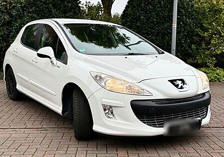 Peugeot 308 SW Filou 100 VTi Filou
